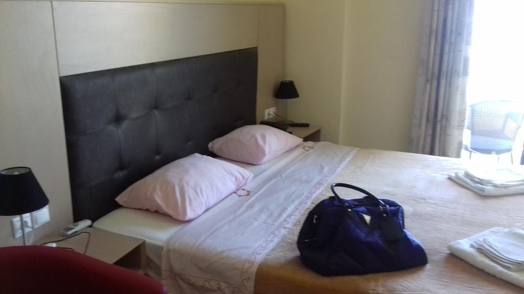 Parthenon Hotel Souda Extérieur photo