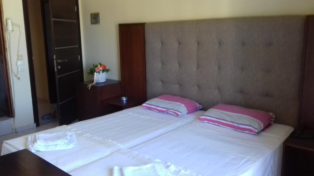 Parthenon Hotel Souda Extérieur photo