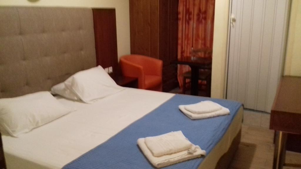 Parthenon Hotel Souda Extérieur photo