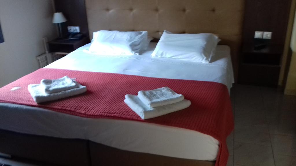 Parthenon Hotel Souda Extérieur photo